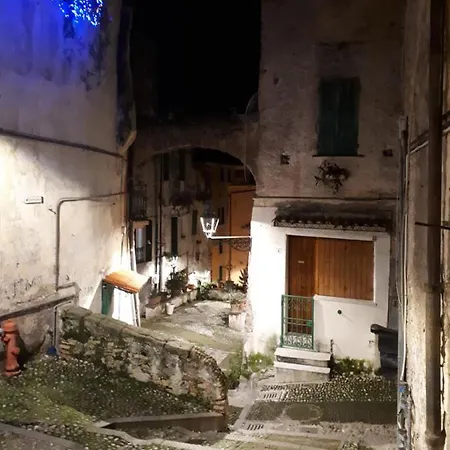 Casa Atena Centro Storico * Sanremo